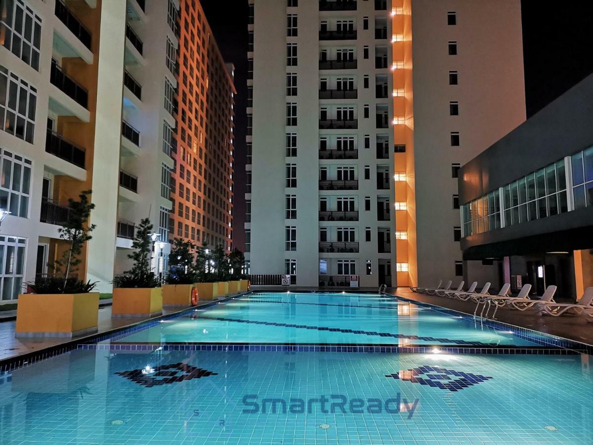 Residences At Daya By Sr Home Johor Bahru Luaran gambar